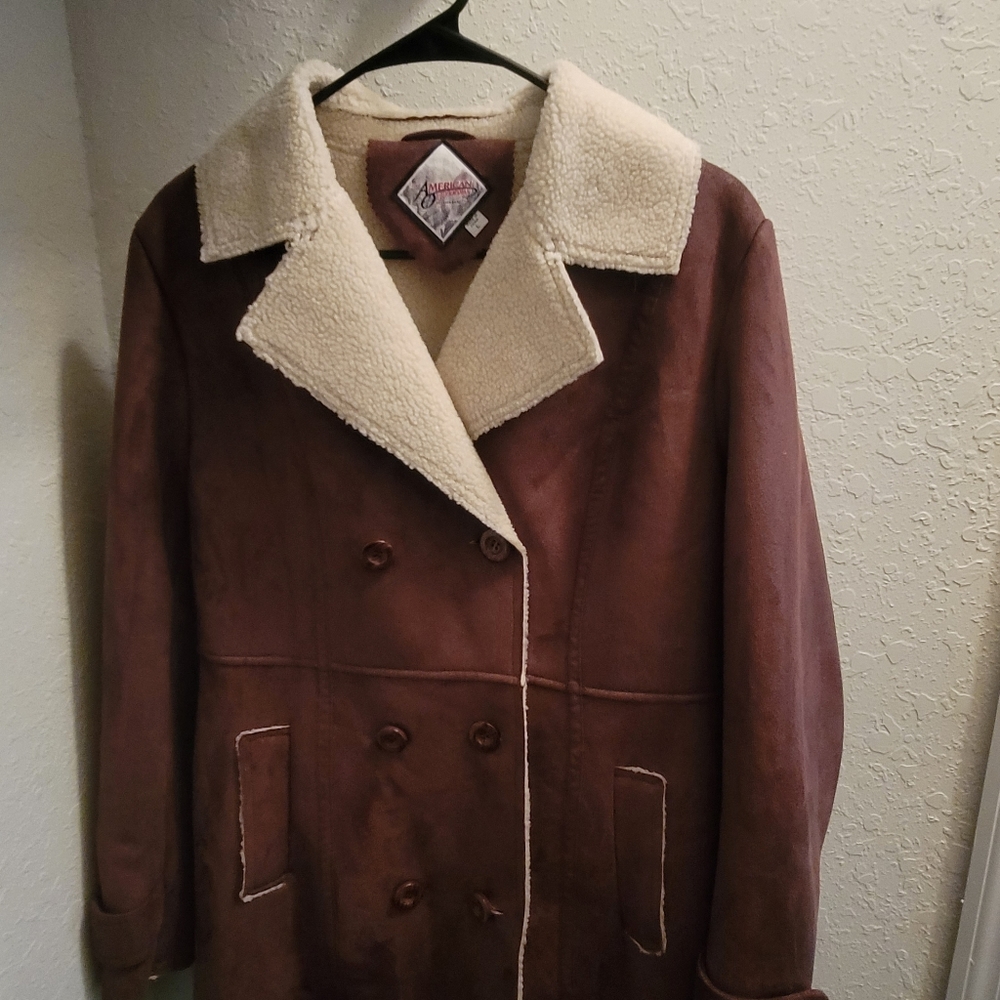American Outdoorsman suede coat/fleece lining